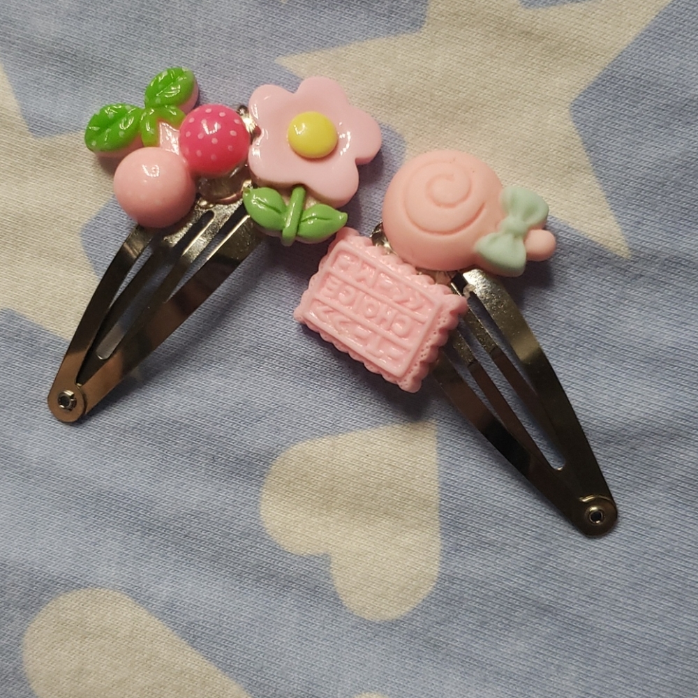 Hairclips